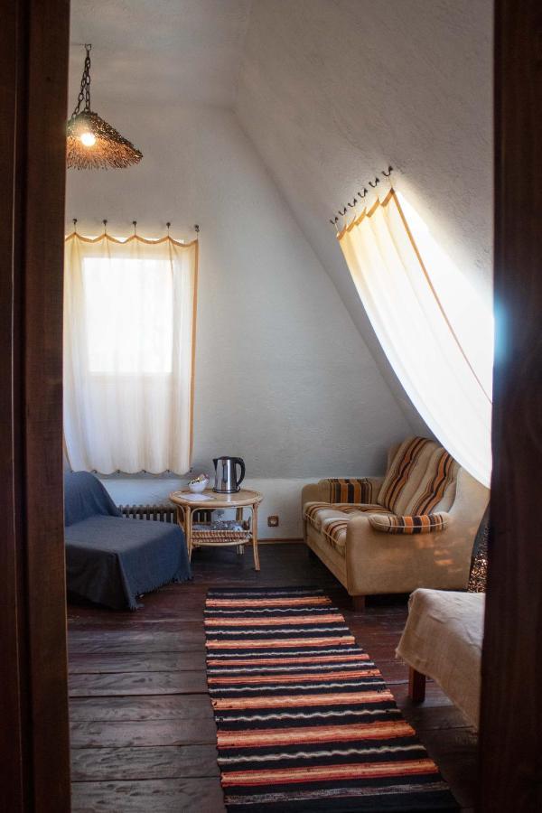 Gungas Hotel Ādaži Buitenkant foto